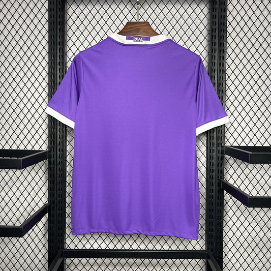 Camisa reserva do Real Madrid 2016/17 da UCL retrô