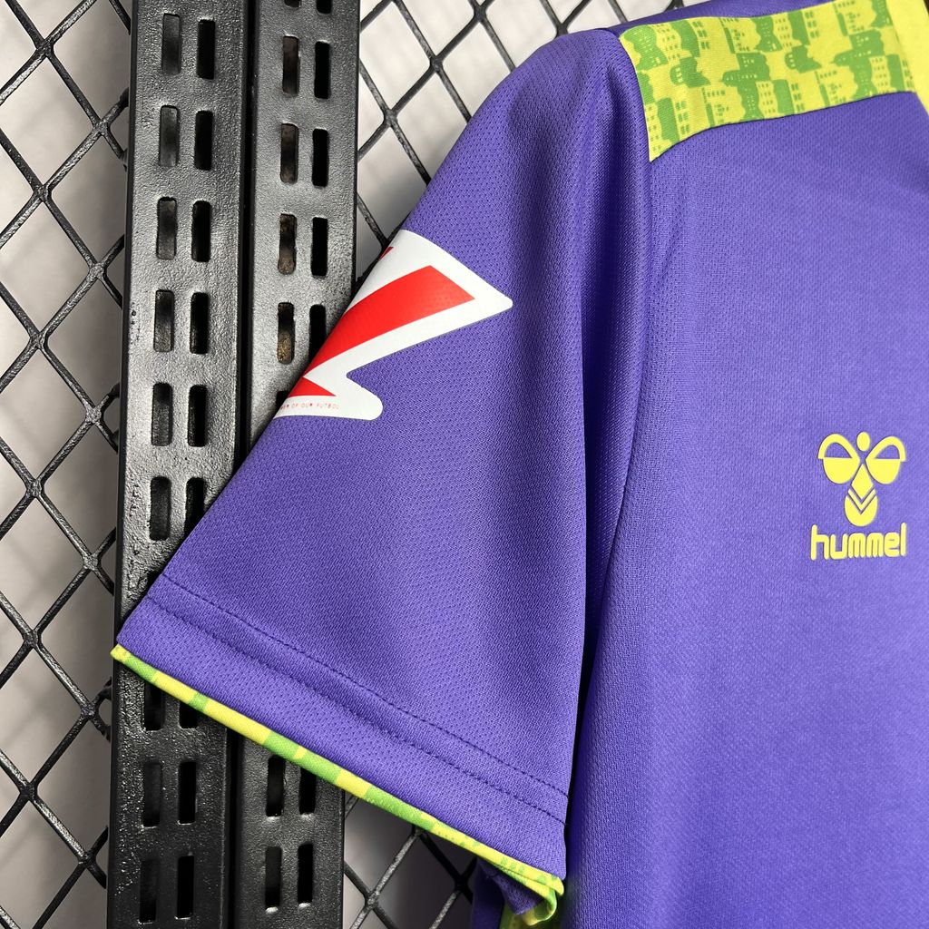 Camisa reserva do Málaga 2024/25