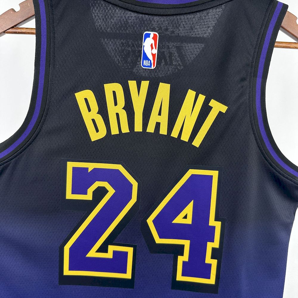 Los Angeles Lakers 2024/25 Edição da Cidade BRYANT#24