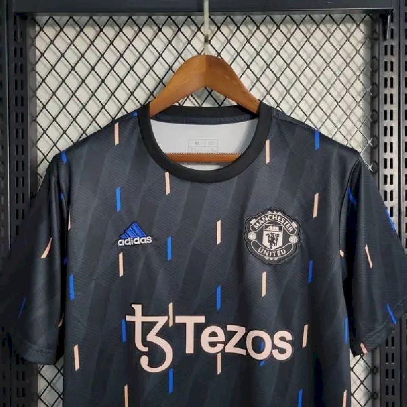 Men's Manchester United 2023/24 Pre-Match Jersey