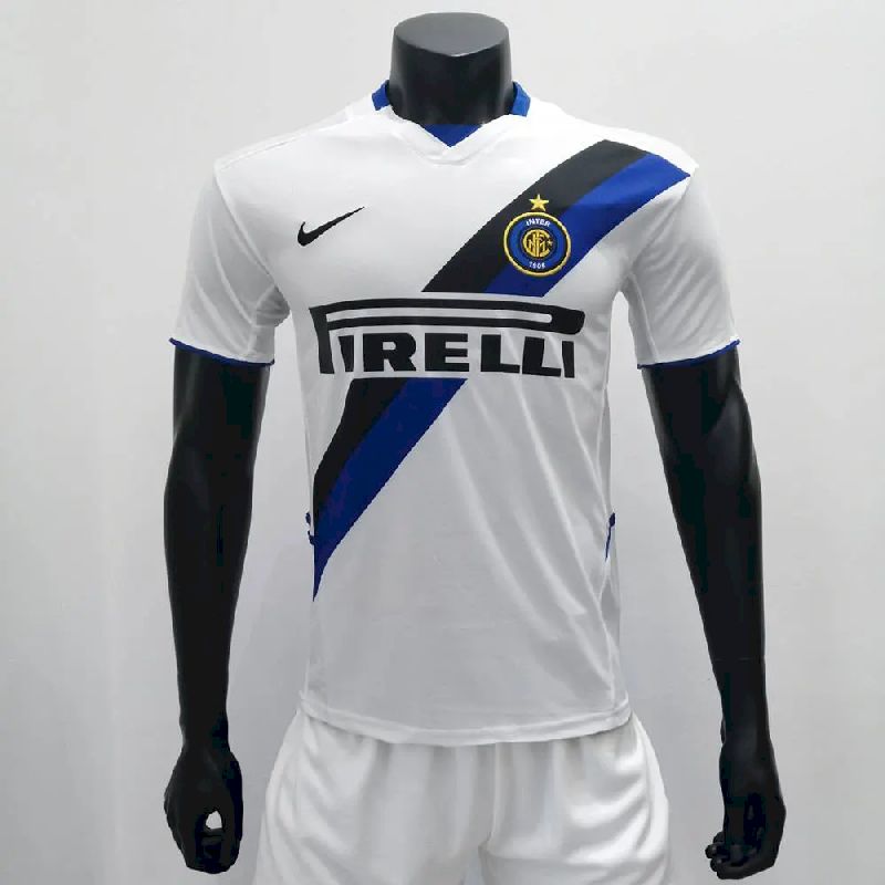 Camisa retrô reserva do Inter de Milão 2002/03