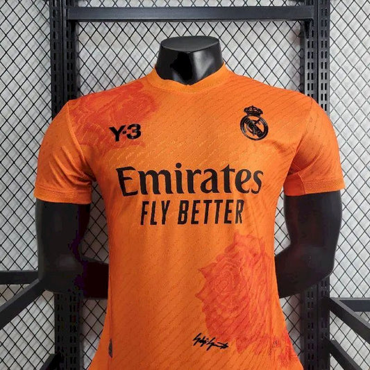 Maillot édition spéciale Real Madrid 2024/25, version joueur 4