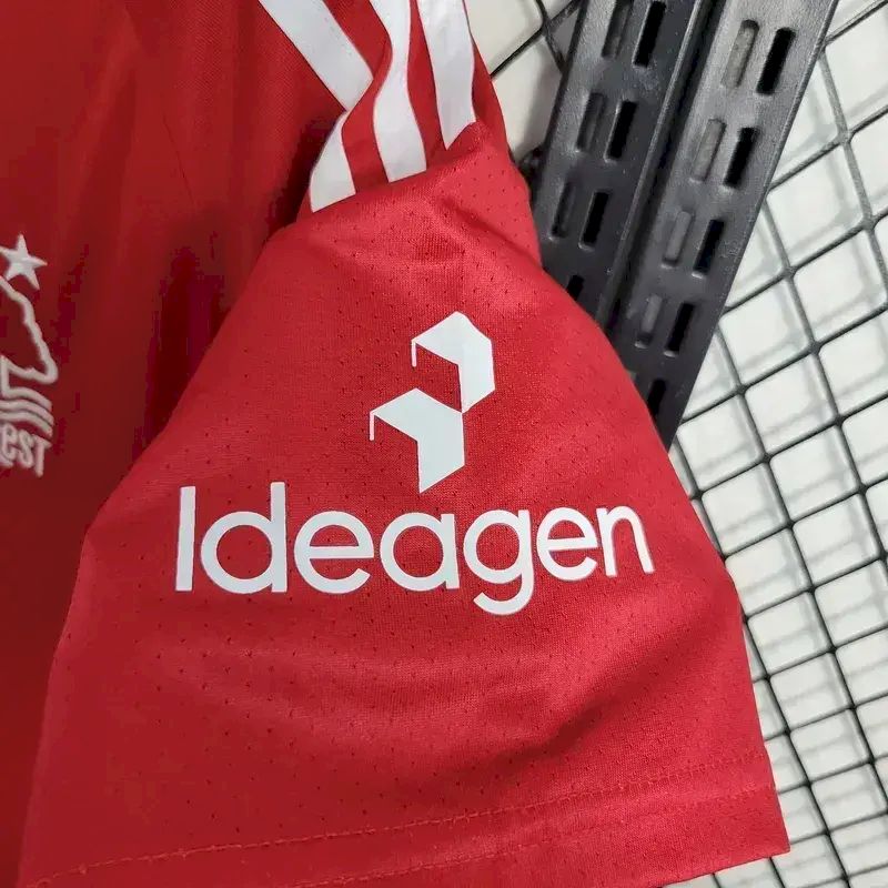 Camisa titular do Nottingham Forest 2023/24