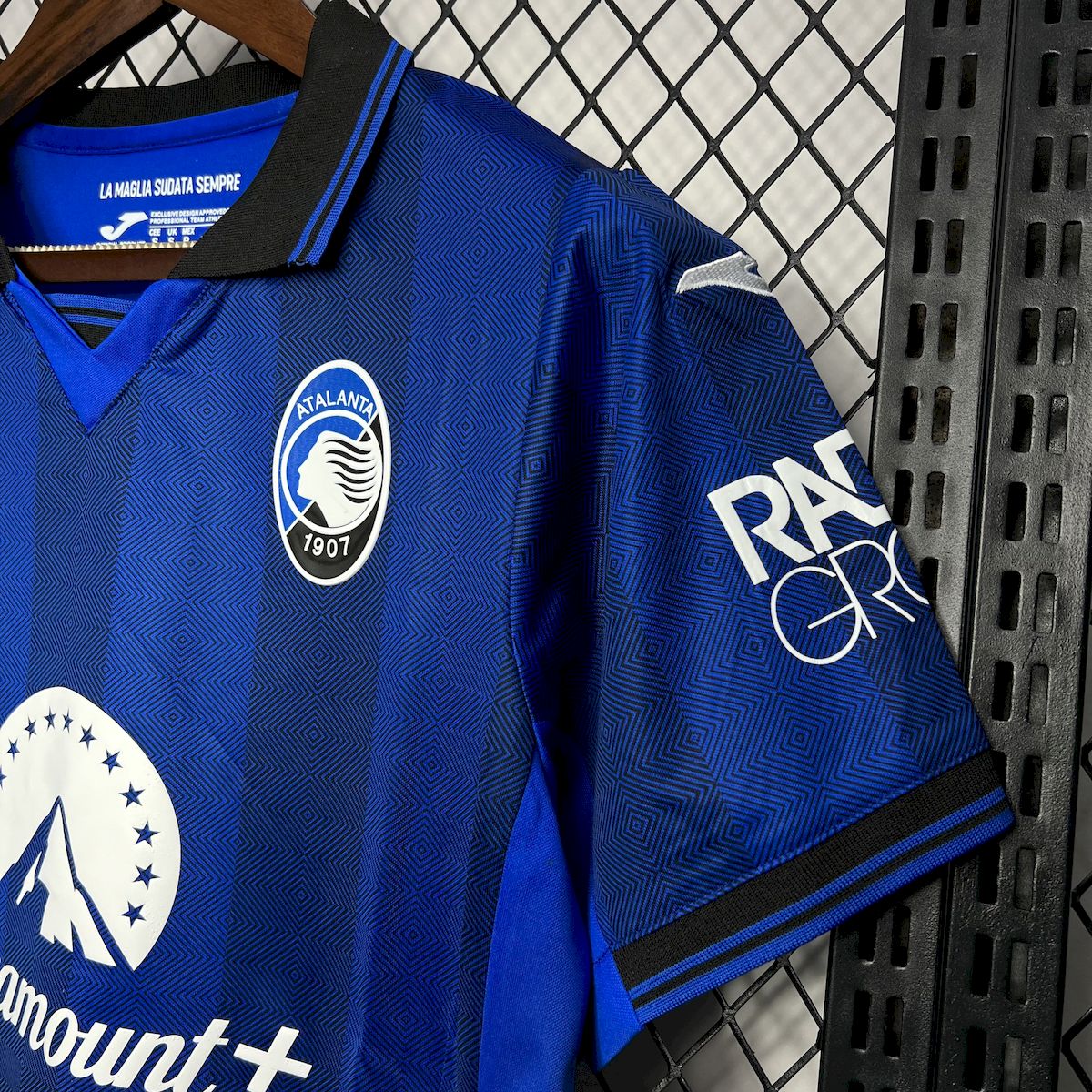 Atalanta 2024/25 Final Edition Jersey