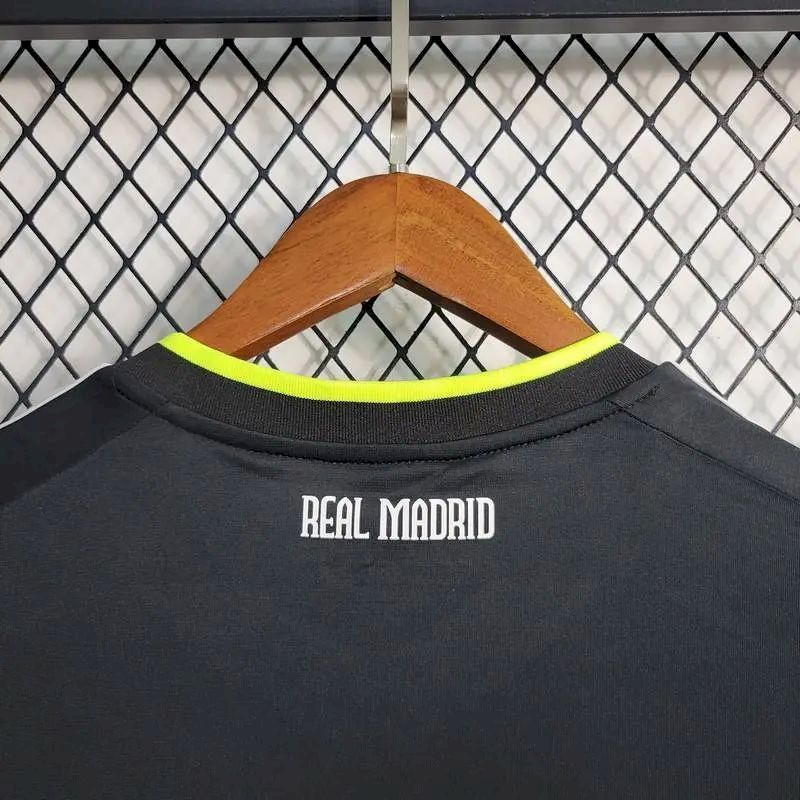 Camisa retrô de mangas compridas reserva do Real Madrid 2010/11