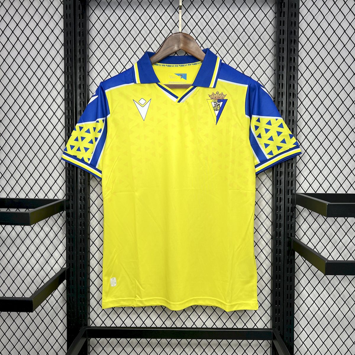Camisa titular do Cadiz 2024/25