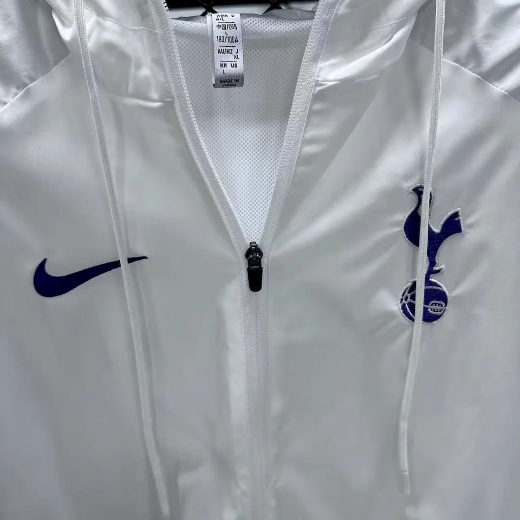 Tottenham Hotspur 2025/26 White Windbreaker