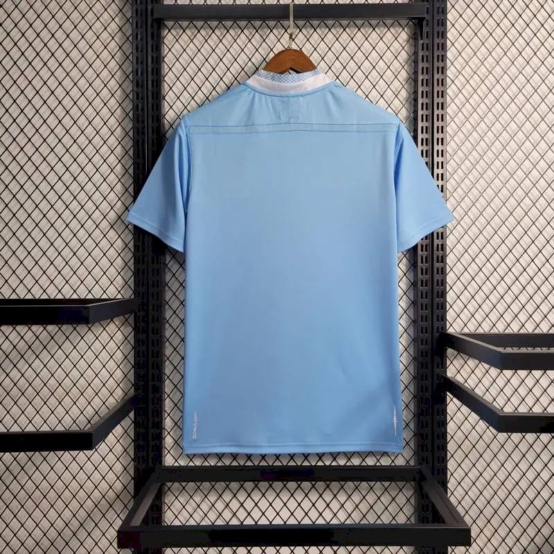 Camisa retrô do Manchester City 2011/12