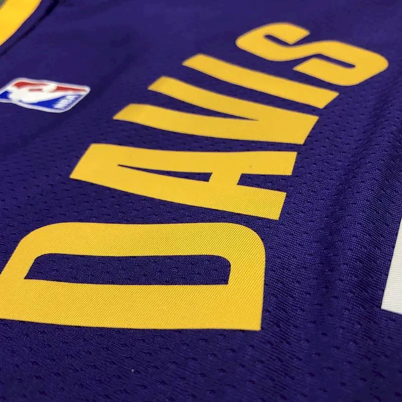 Camisa masculina Anthony Davis 2020-21 roxa Swingman versão jogador – Edição Statement