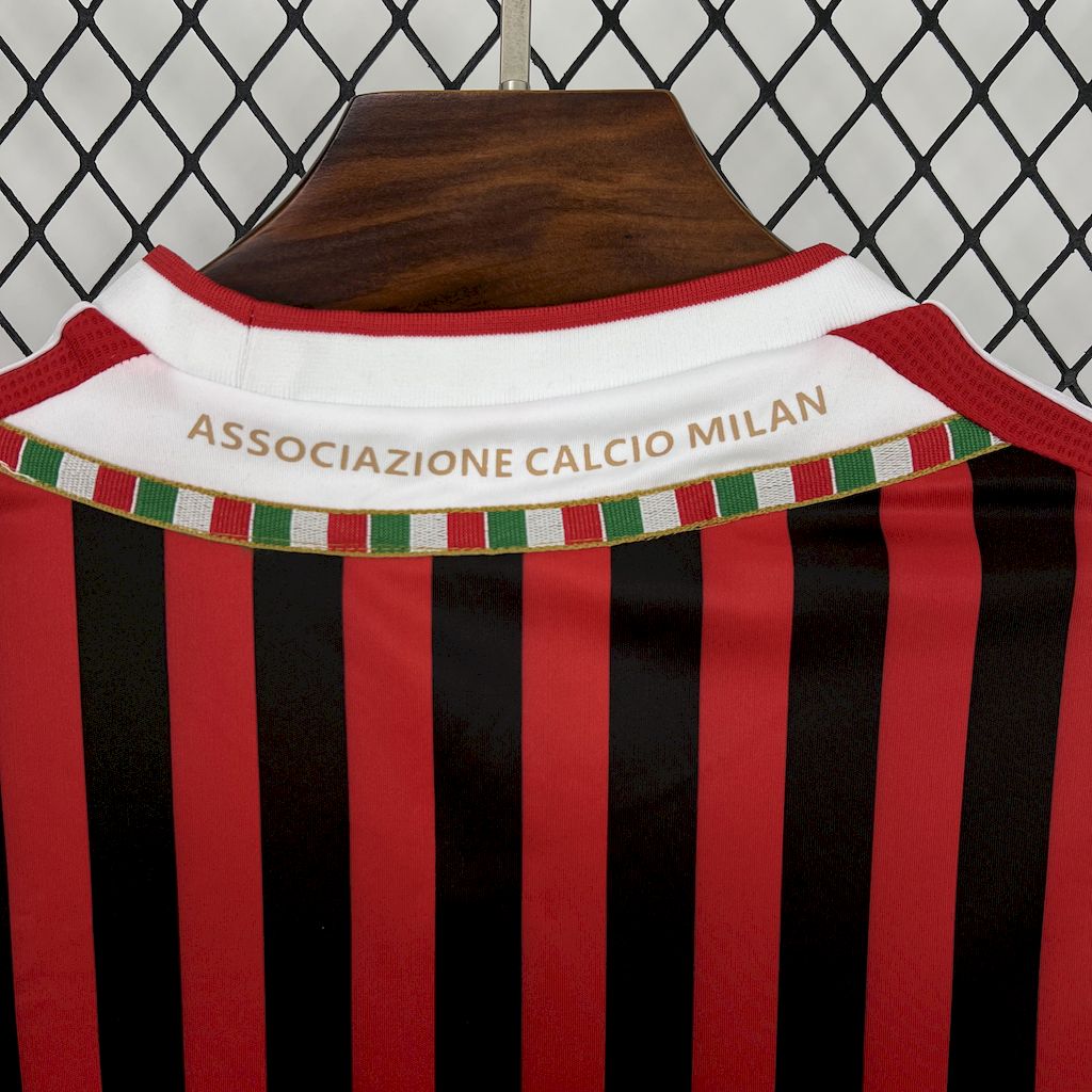 Camisa retrô do AC Milan 2011/12