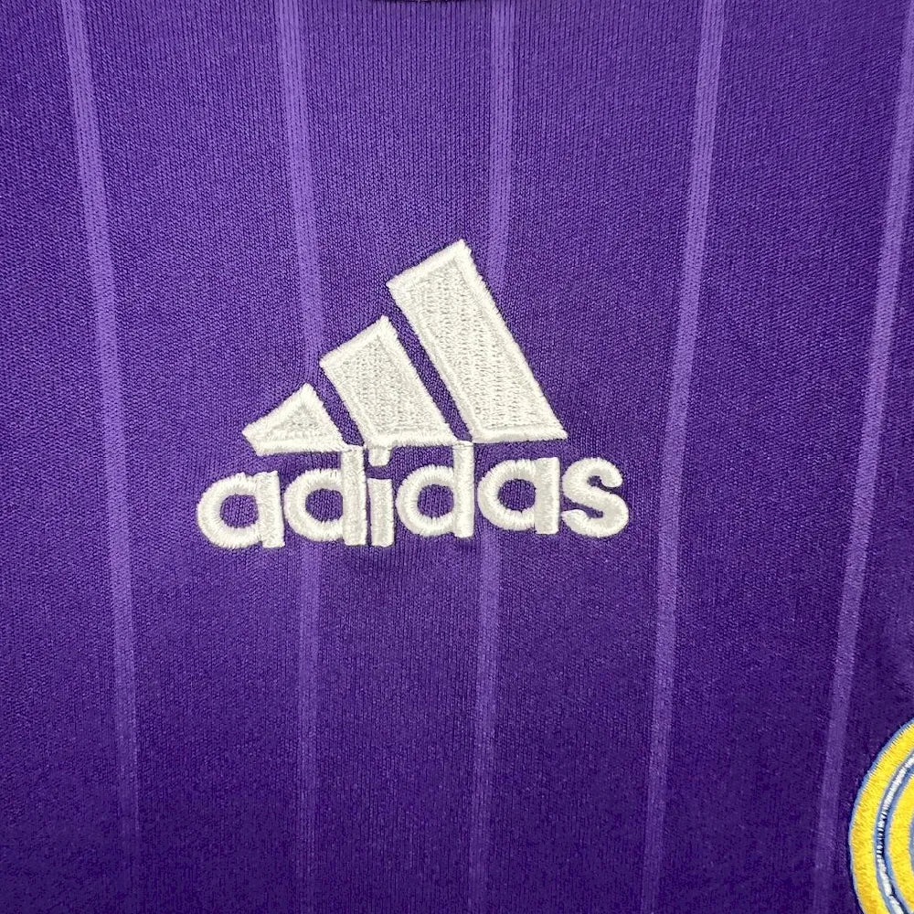 Camisa Retro Terceiro Real Madrid 2006/07