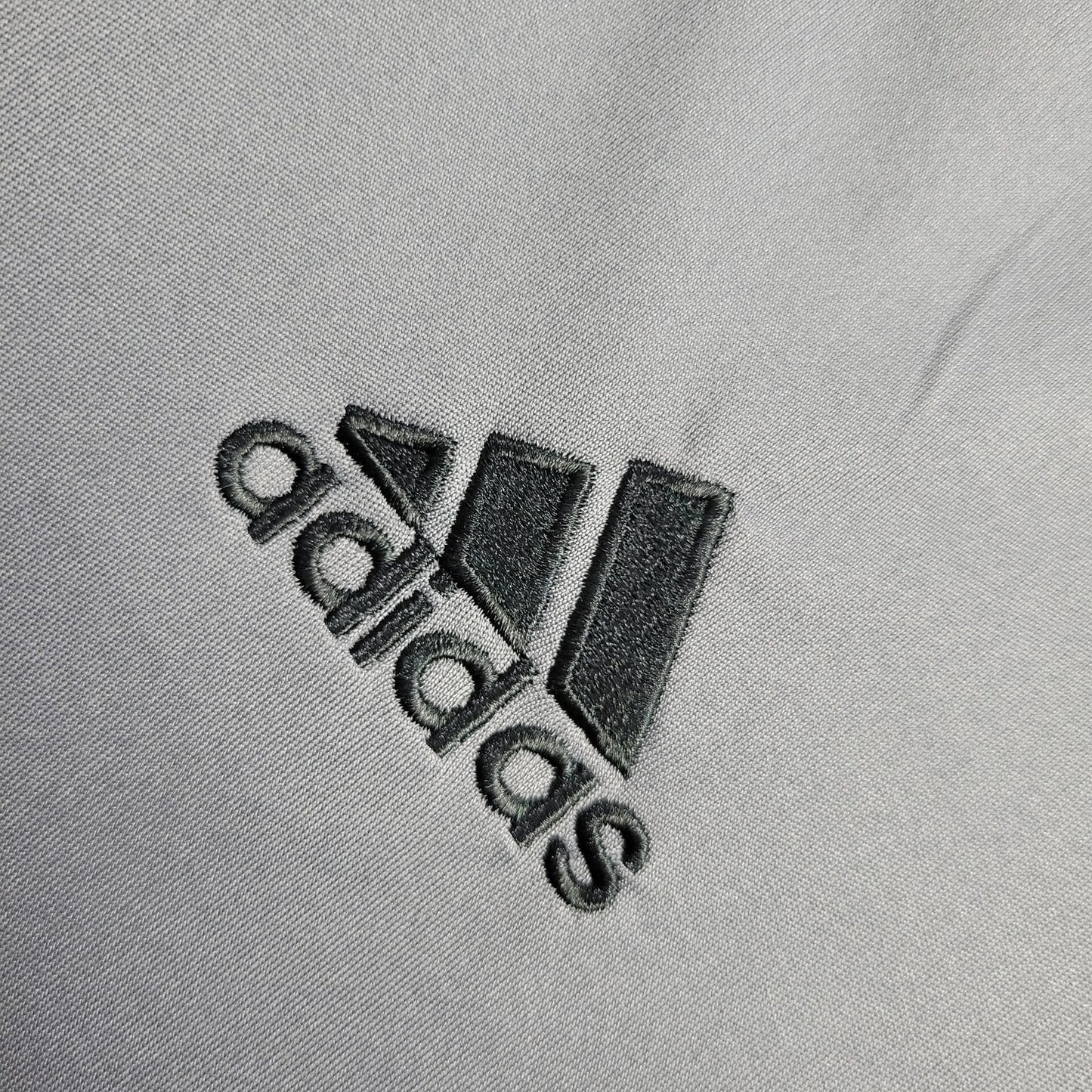 Camisa Retro Terceiro Real Madrid 2005/06