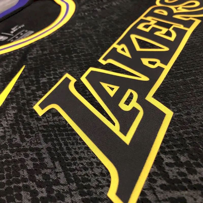 Camisa Anthony Davis Black Mamba versão masculina de jogador