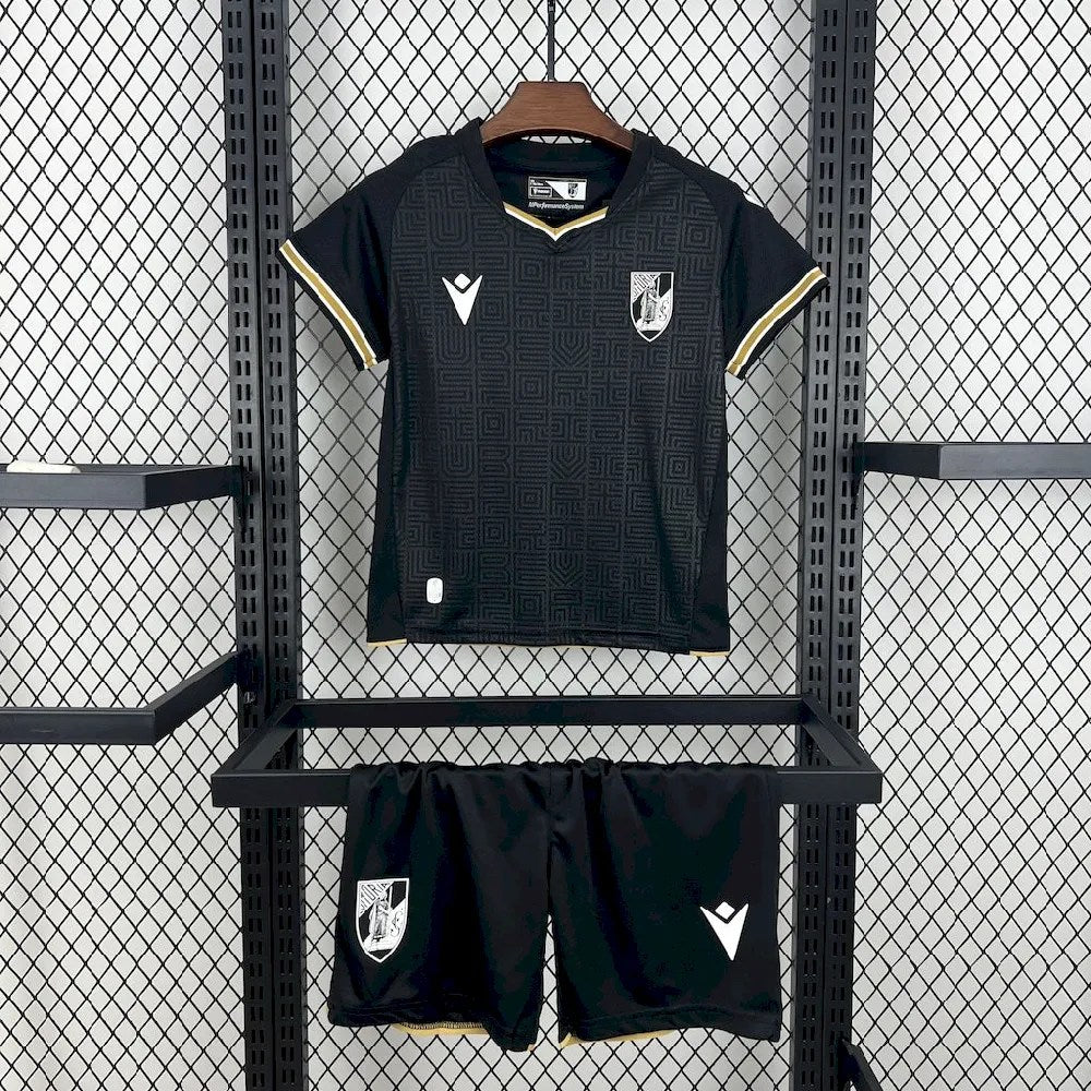Vitória de Guimarães 2024/25 Away Kids Kit