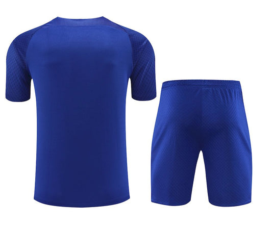 Camisa de treino adulto Barcelona 2023/24 + short 418