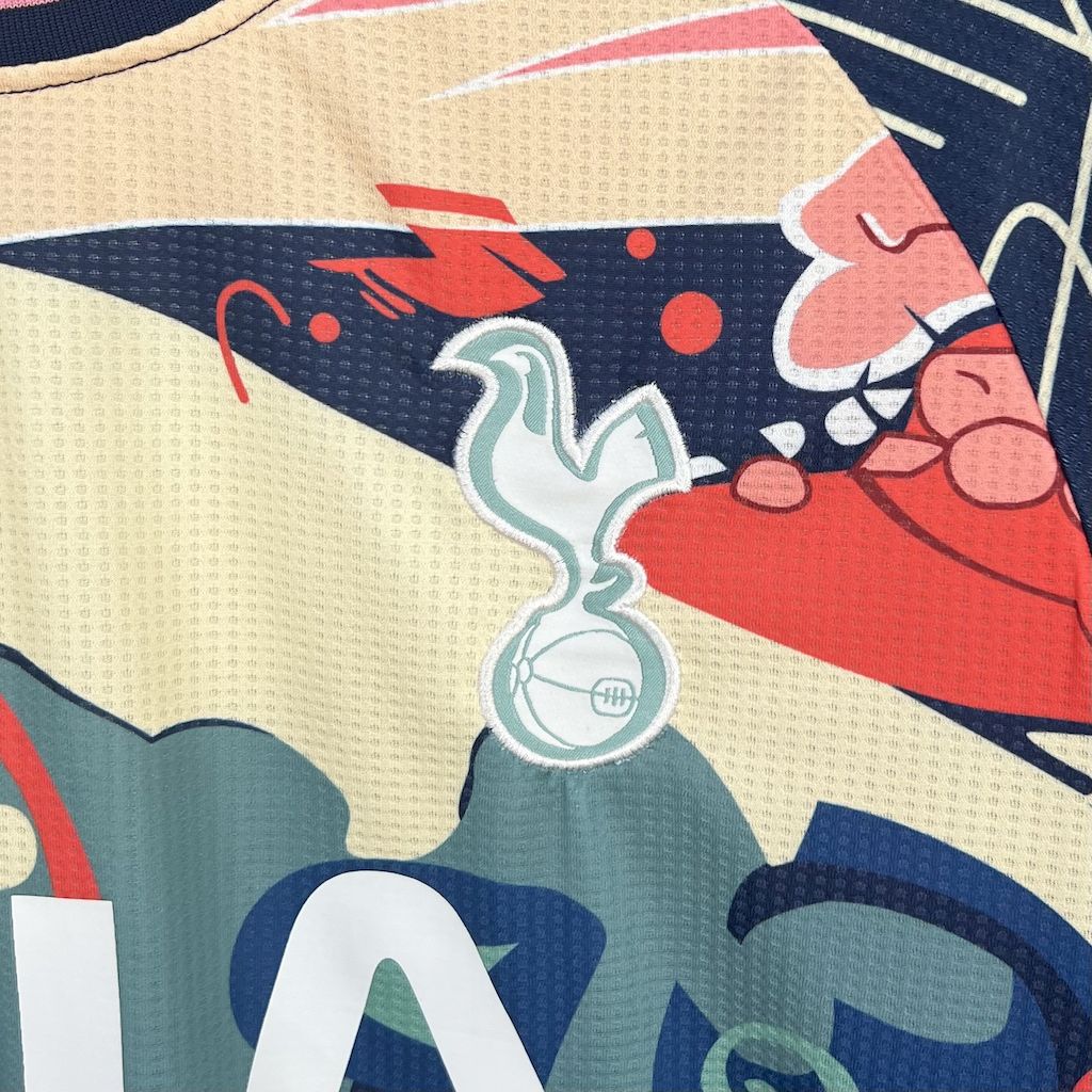 Camisa colorida edição especial do Tottenham Hotspur 2025/26