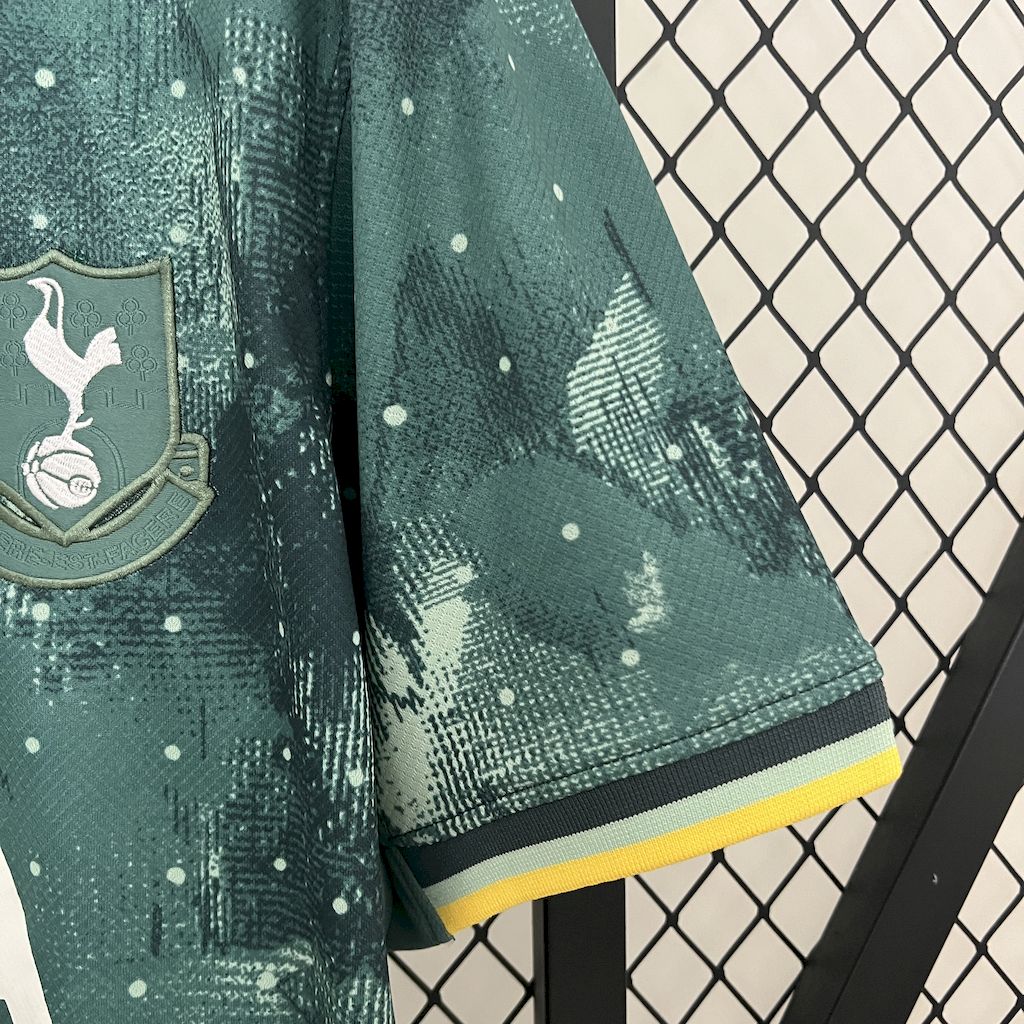 Camisa Terceira do Tottenham Hotspur 2024/25