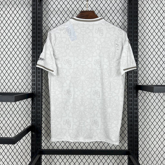 Men's Nottingham Forest 2025/26 Away Jersey