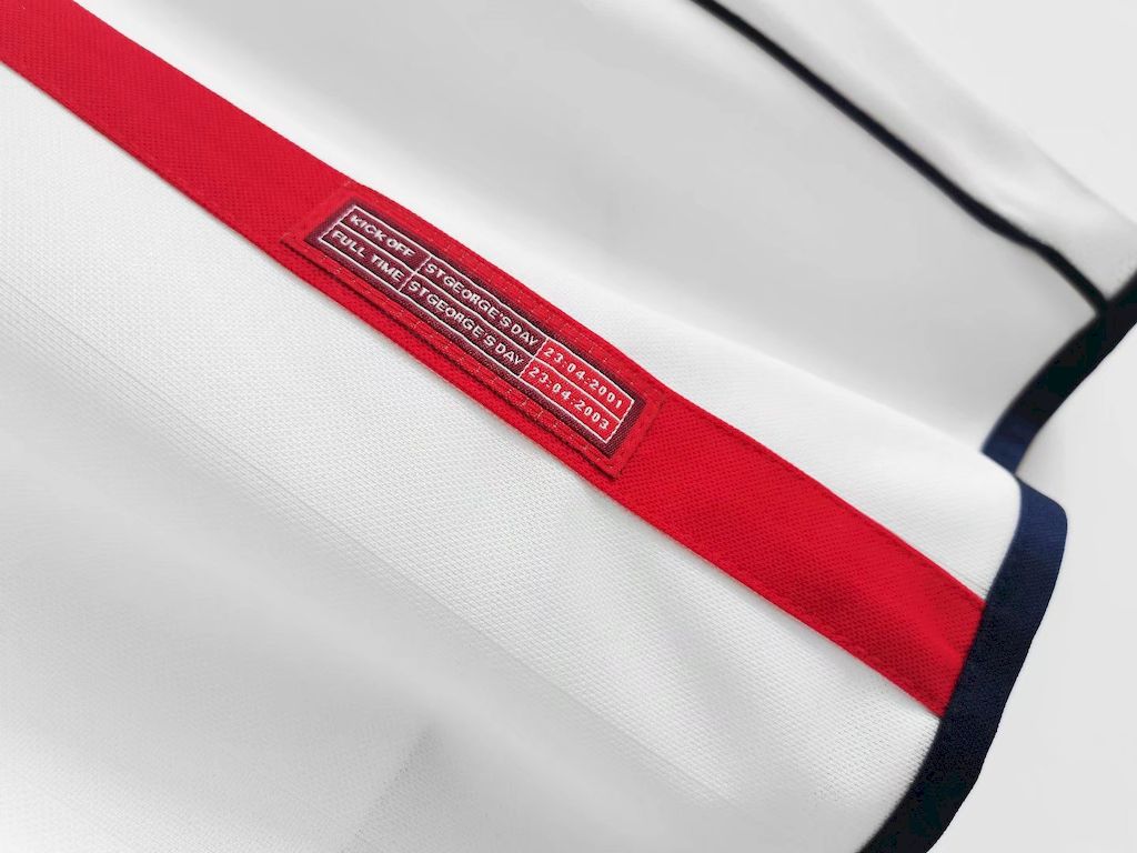 Camisa retrô da Inglaterra 2001/03