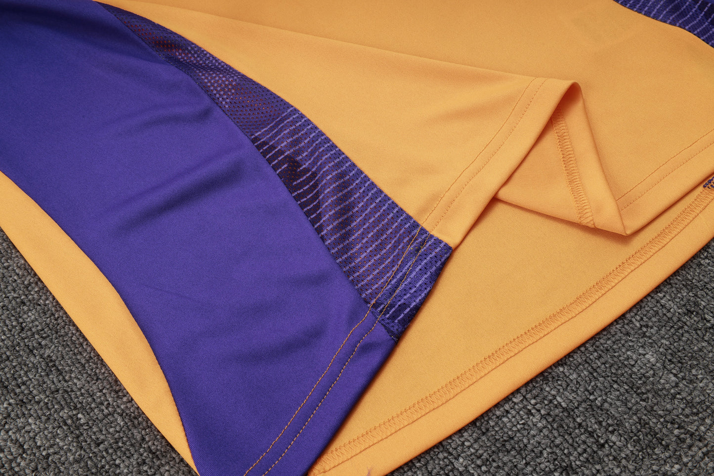 Camisa e calça de treino adulto do Real Madrid 2024/25 815