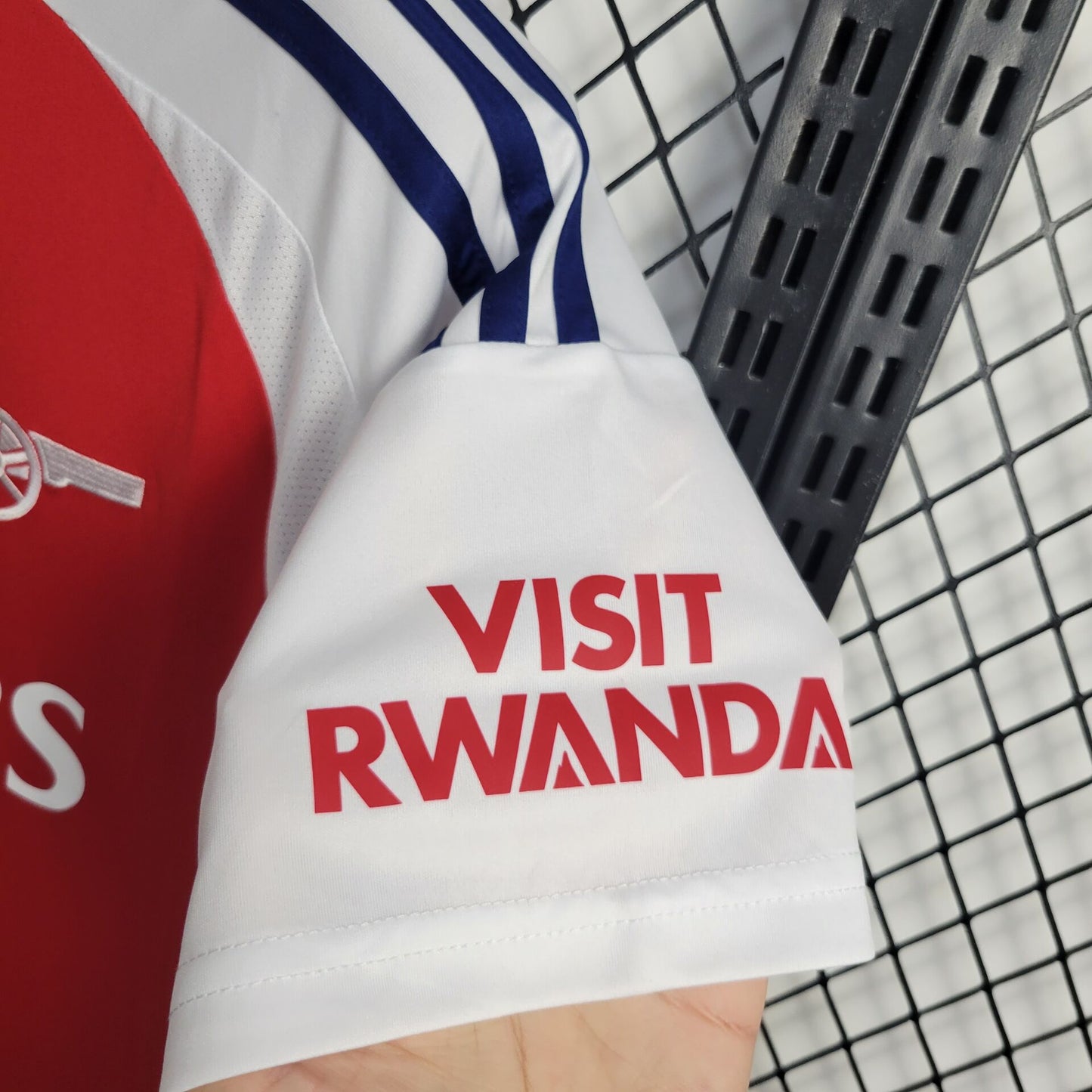Camisa titular do Arsenal 2024/25