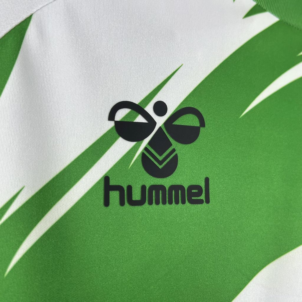 Camisa Hummel X Naruto Edição Limitada do Real Betis 2025/26