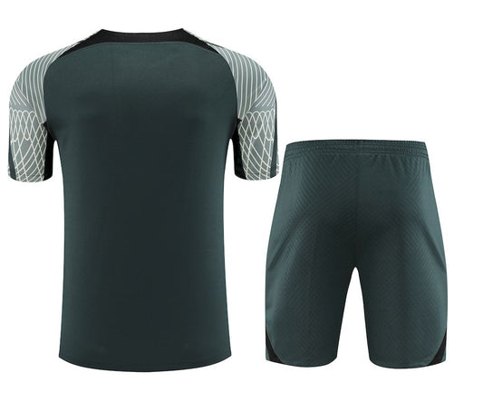 Camisa de treino adulto Barcelona 2023/24 + short 418
