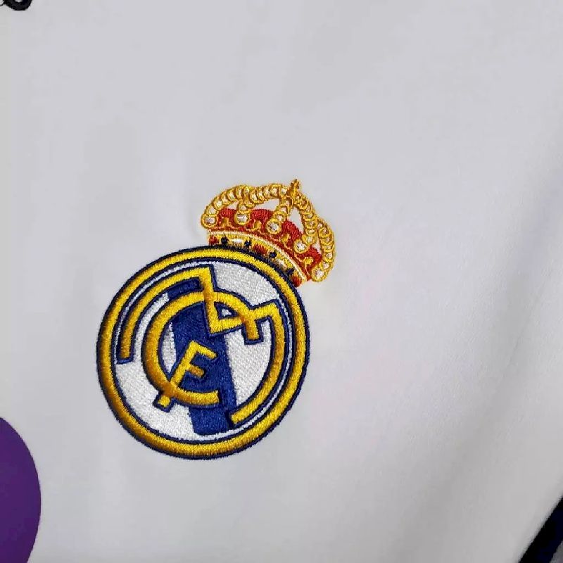 Camisa retrô de mangas compridas do Real Madrid 2006/07 Home