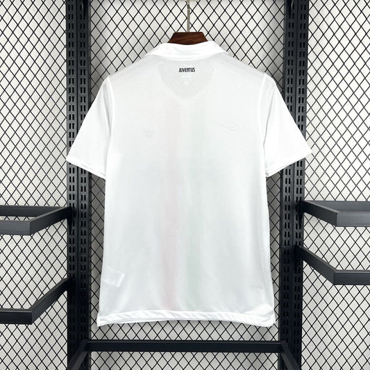 Camisa retrô reserva da Juventus 2010/11