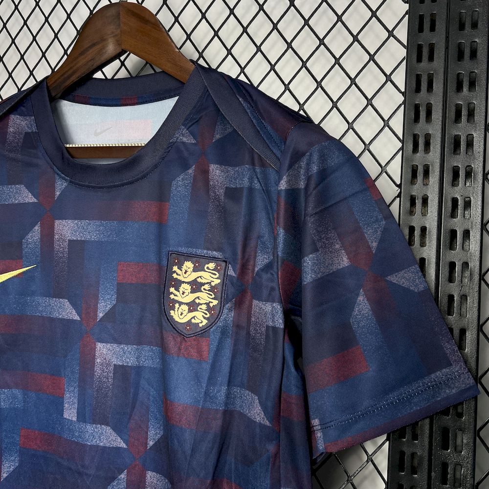 Camisa de treino pré-jogo da Inglaterra para a Eurocopa 2024/25