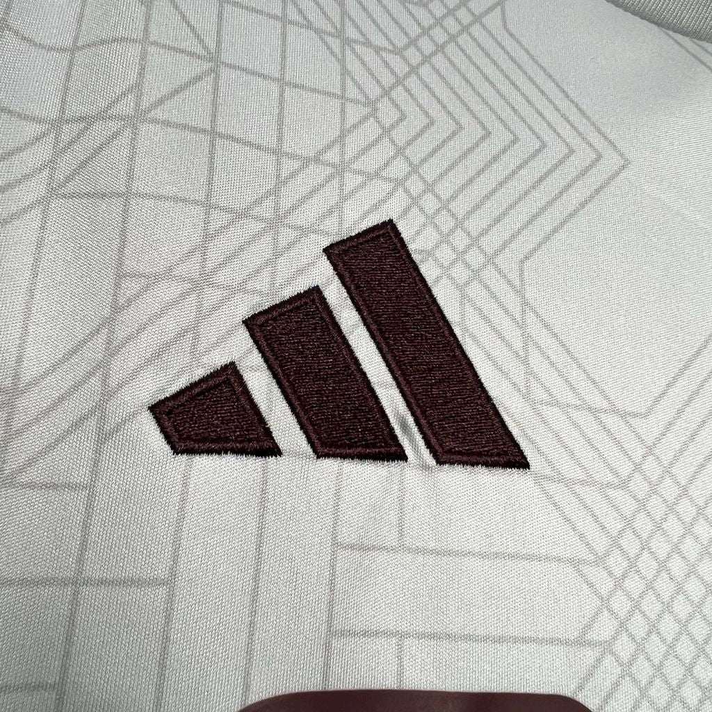 Camisa reserva do Ajax 2024/25 - Terceiro uniforme