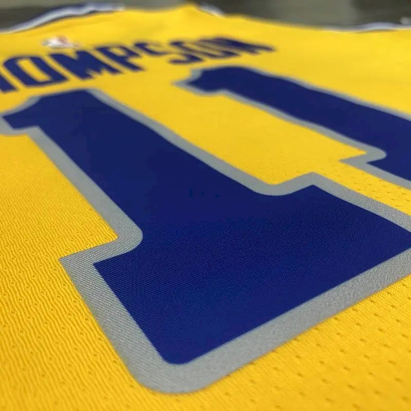 Camisa amarela masculina Klay Thompson versão jogador – Edição clássica