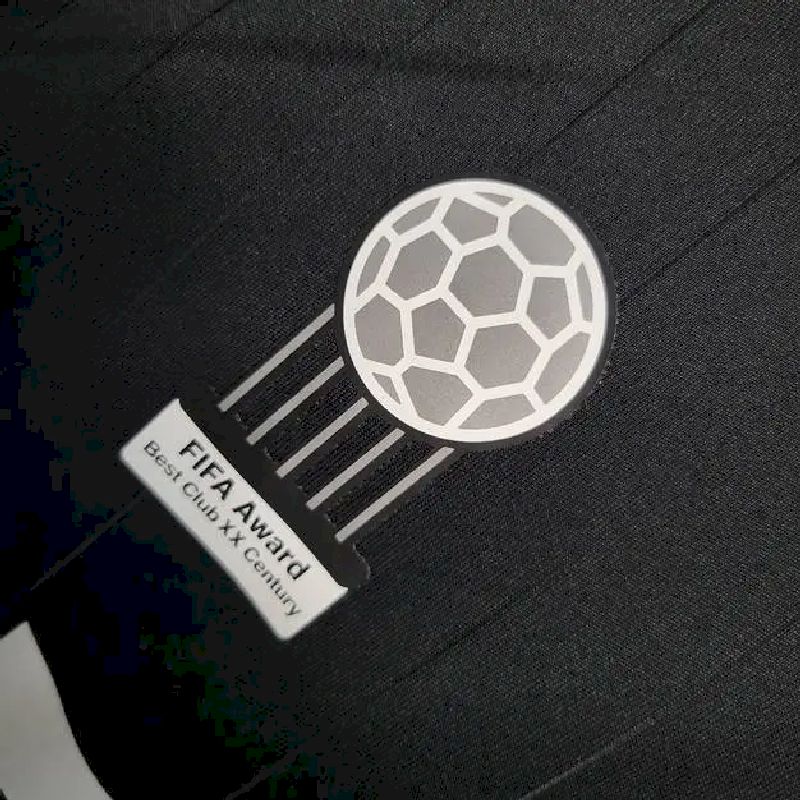 Camisa reserva retrô do Real Madrid 2006/07