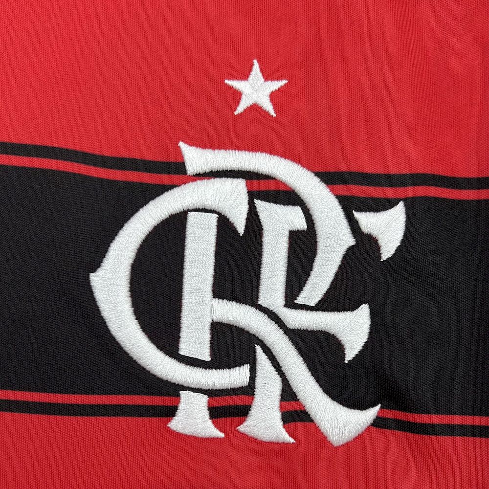 Camisa titular do Flamengo 2025/26