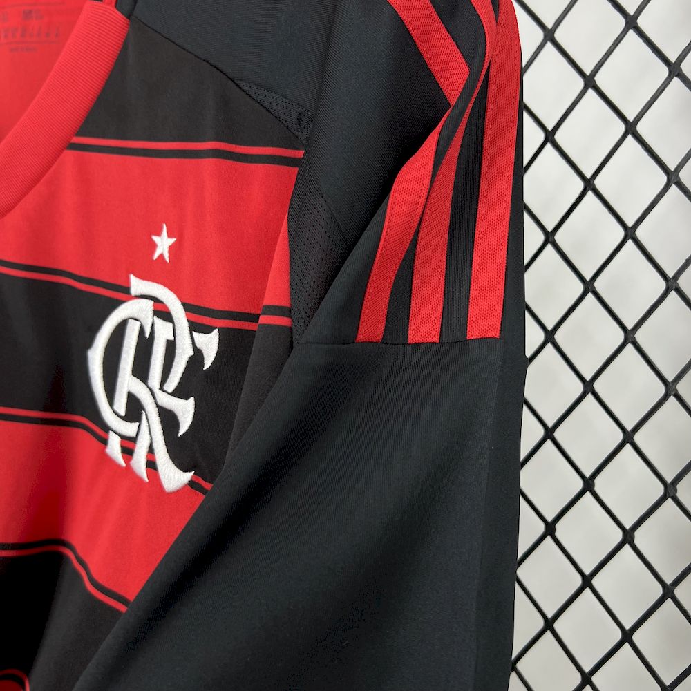 Camisa titular do Flamengo 2025/26