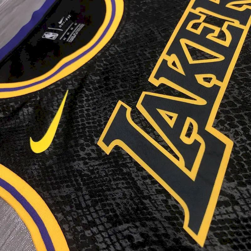 Camisa LeBron James Black Mamba versão masculina de jogador