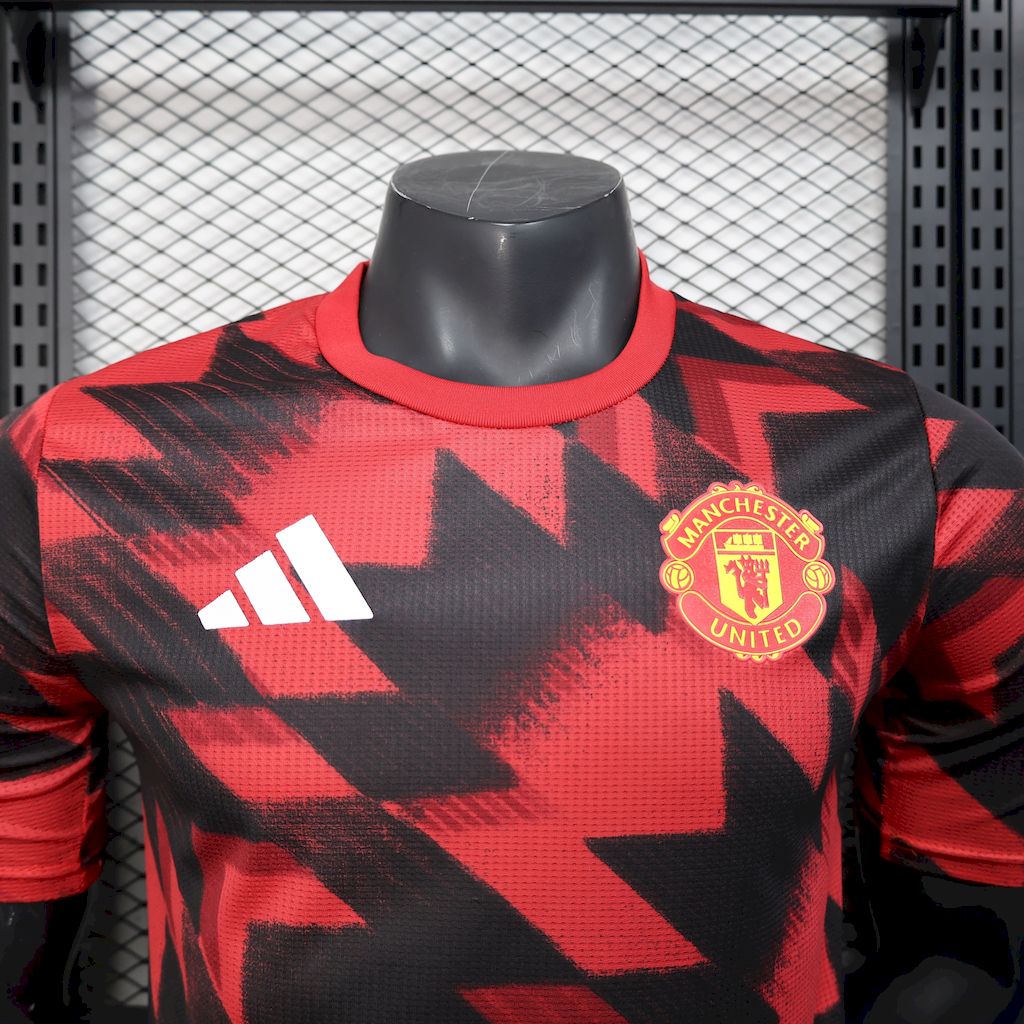 Manchester United 2025/26 Pre-match training red and black Jersey Player Version