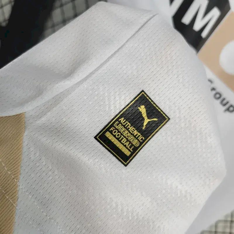Camisa infantil do Valencia 2023/24