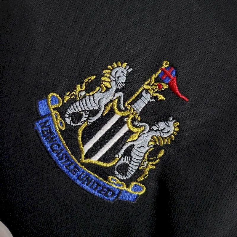 Camisa retrô reserva do Newcastle United 2001/02