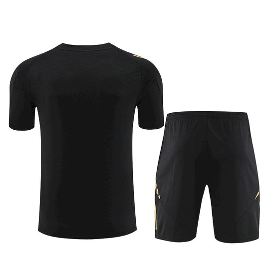 Camisa de treino adulto + short do Real Madrid 2024/25 14001