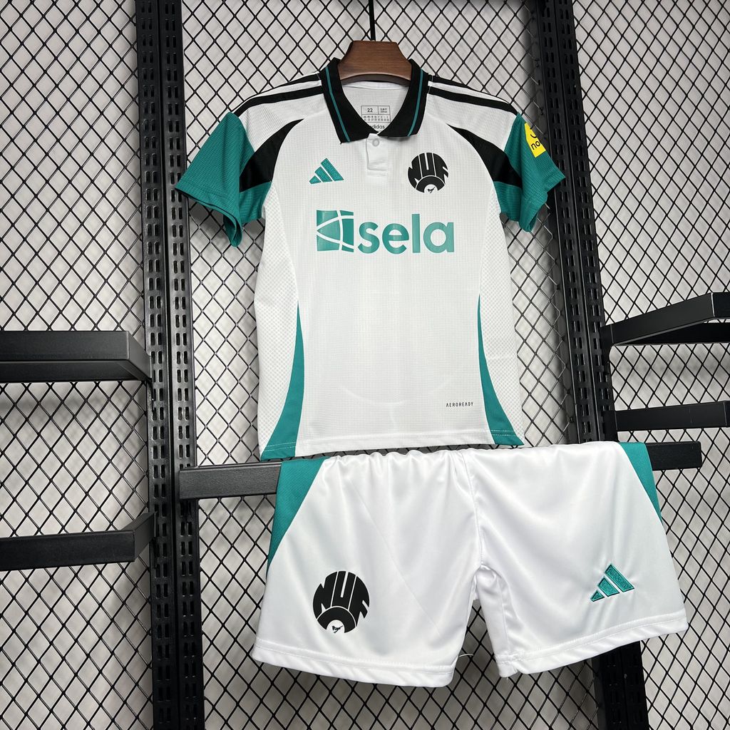 Terceiro uniforme infantil do Newcastle United 2024/25