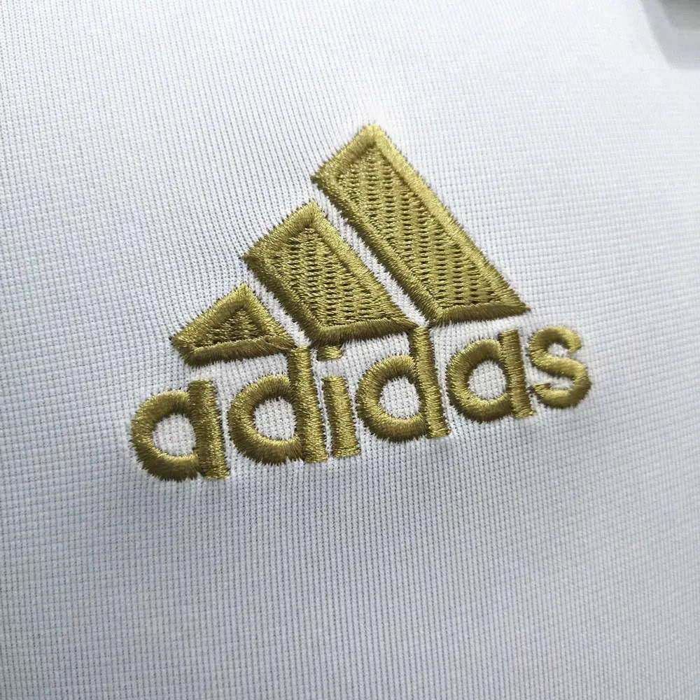 Camisa retrô de mangas compridas do Real Madrid 2011/12