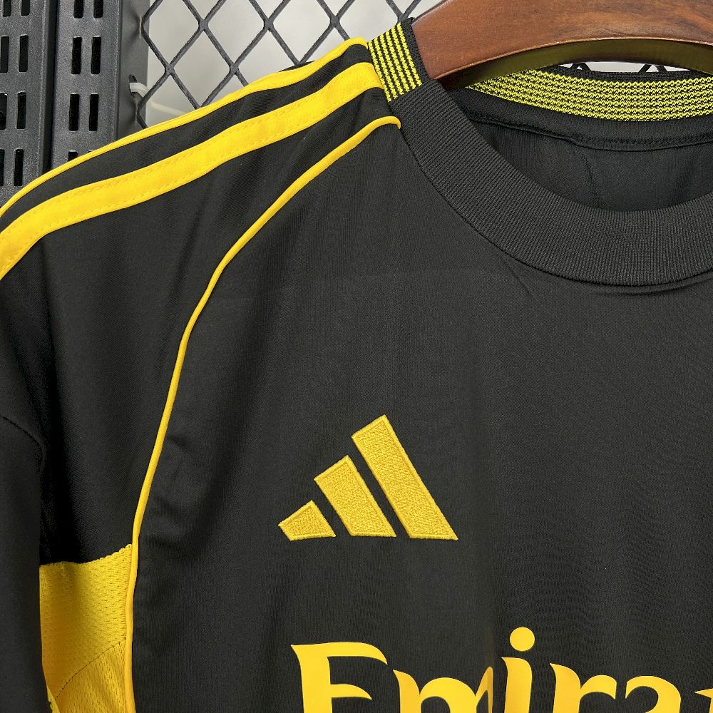Real Madrid 2025/26 Black And Yellow Special Edition Jersey