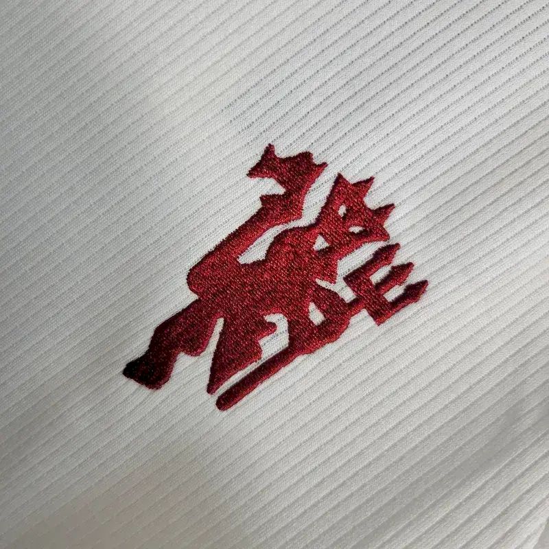 Terceiro uniforme infantil do Manchester United 2023/24