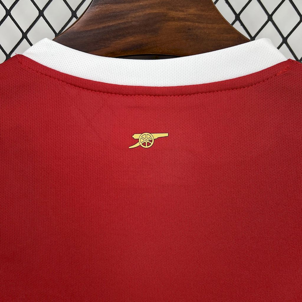 Camisa retrô do Arsenal 2006/07