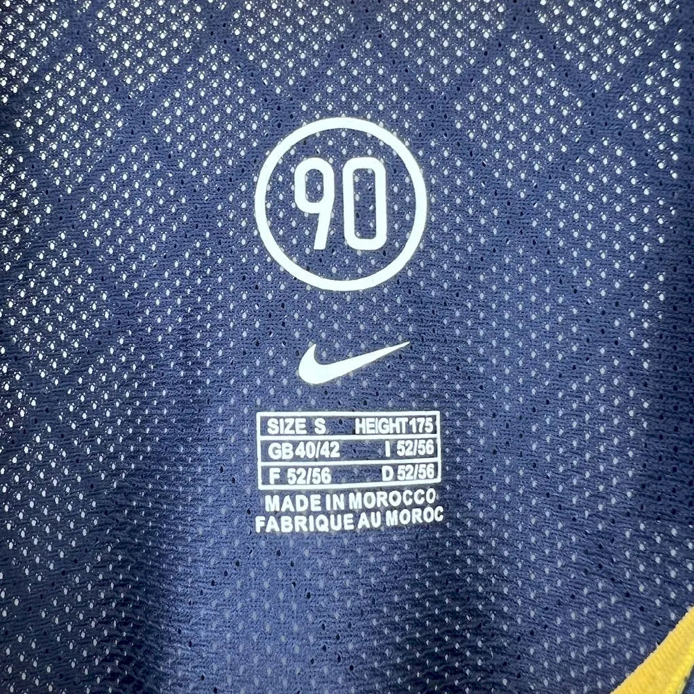 Camisa retrô reserva da Juventus 2004/05