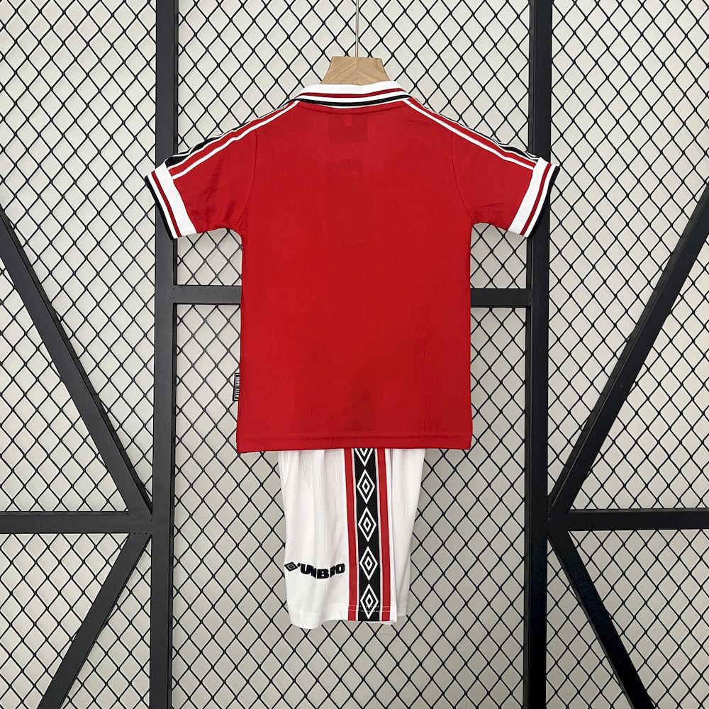 Manchester United 1998/99 Home Kids Retro Jersey And Shorts