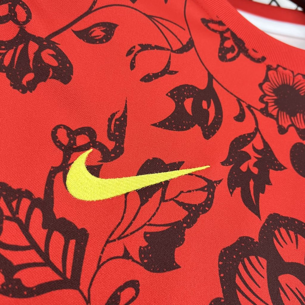 Camisa Vermelha Edição Especial Portugal 2024/25
