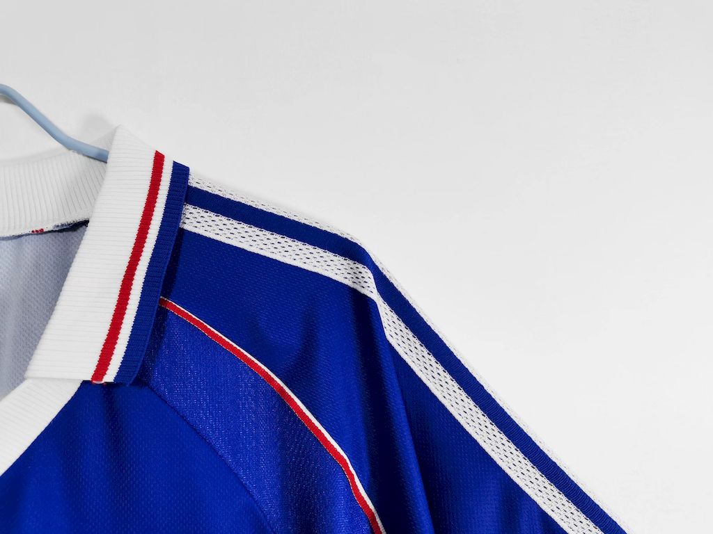 Camisa retrô da França para a Copa do Mundo de 1998