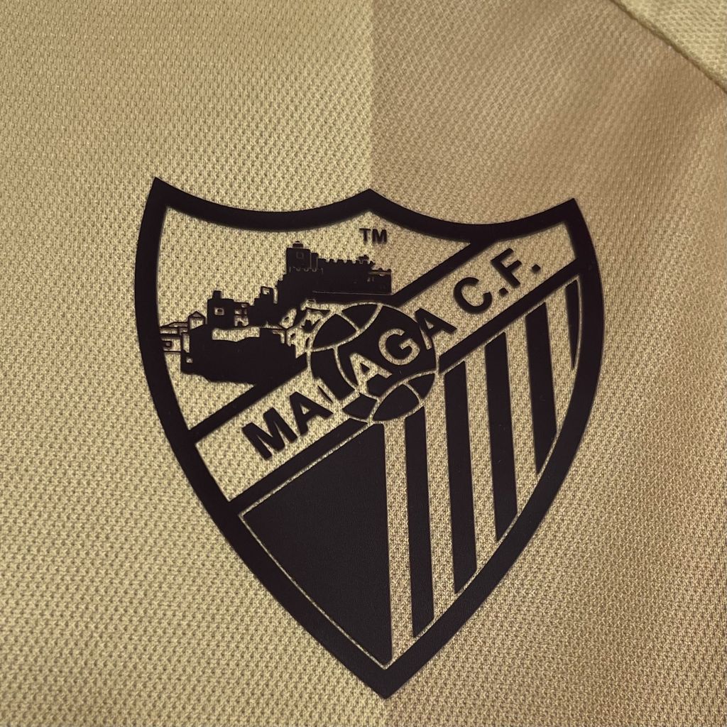 Terceira camisa fora de casa do Málaga 2024/25